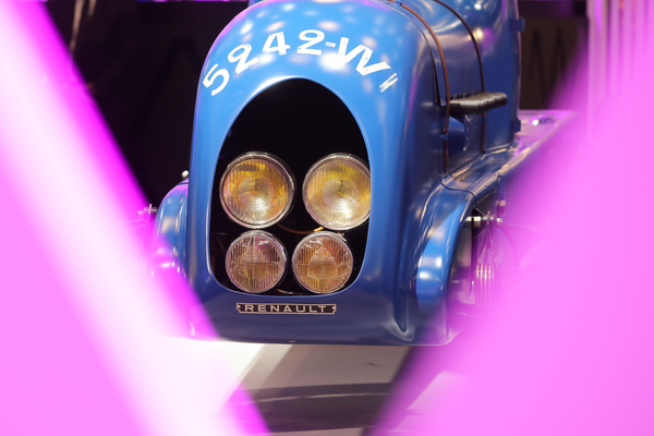 Renault Nervasport des Records (1934) - viel Licht für das Rekordfahrzeug - Rétromobile Paris 2024