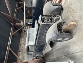 Renault Nervastella Limousine (TG4) (1933) - Lot 096 an der Artcurial Musée Automobile du Château de Vernon Versteigerung 2025