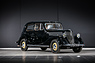 Renault Novaquatre (BDR2) (1939) - als Lot 141 angeboten an der Artcurial André Trigano Collection 2020 Versteigerung am 13. September 2020 (© Peter Singhof - Courtesy Artcurial, 2020) Renault Novaquatre (BDR2) (1939) - als Lot 141 angeboten an der Artcurial André Trigano Collection 2020 Versteigerung am 13. September 2020 (© Peter Singhof - Courtesy Artcurial, 2020)