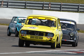 Renault R12 TS (1974) an der Nürburgring Classic 2019 - Kampf der Zwerge (1974)