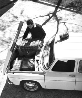 Renault R8 (1962) - im vorne liegenden Kofferraum findet erstaunlich viel Platz