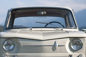 Renault R8 Major (1964) - Kantig und ohne Kühlergrill vorne