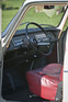 Renault R8 Major (1964) - einfaches Cockpit und Vinylsitze (1964)