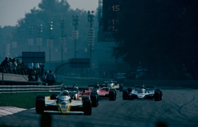 Renault RS10 (1979) - Arnoux vor Scheckter, Villeneuve, Laffite und Jabouille beim GP Italien in Monza