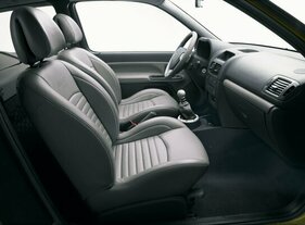 Renault Sport Clio V6 24 V (2003) - Interieur der Phase 2 im Studio