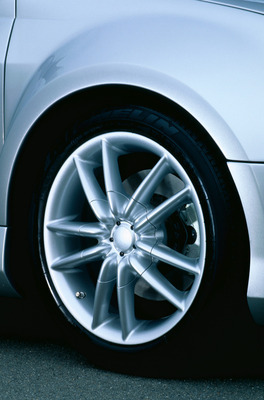 Renault Sport Clio V6 24V (1998) - die speziellen Räder des Prototypen