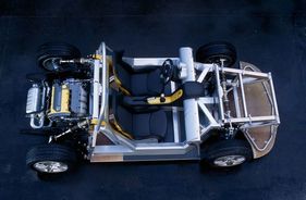 Renault Sport Spider (1995) - Aluminium, wohin man schaut