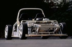 Renault Sport Spider (1995) - Blick auf das Fahrgestell.