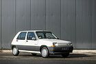 Renault Super 5 SL Spring (1989) - offered online as lot 55 at the Artcurial "A French Collection" auction from November 4 to 22, 2021