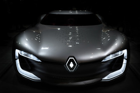 Renault Trezor Elektro-Studie (2016) - aktuelles Konzeptfahrzeug - Rétromobile Paris 2017