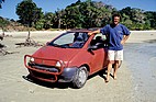 Image: Renault Twingo (1994) - Jean Dulon and his Twingo on the road in 1994, still without the later livery