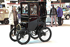 Renault Type B (1899) - schon damals kompakt - nur 1,9 m lang, immerhin 45 km/h schnell - Rétromobile Paris 2018