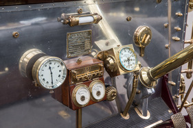 Renault Type CC Tourer (1911) - als Lot 407 versteigert an der Bonhams Grand Palais Verteigerung in Paris am 4. Februar 2016
