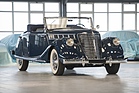 Renault Viva Grand Sport Cabriolet (1939) - als Lot 19 an der Versteigerung von Artcurial am 22. Juni 2015 in Paris