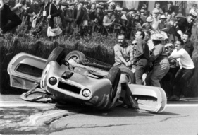 René Bonnet Aérodjet LM6 (1963) in Le Mans 1963 - der René Bonnet Prototyp von Roger Masson und Pierre Monneret überschlug sich nach der Dunlop-Brücke