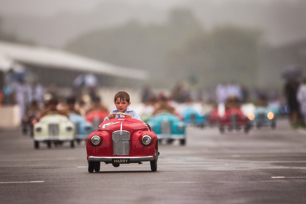 Bild Rennen der Tretautos - Goodwood Revival 2016