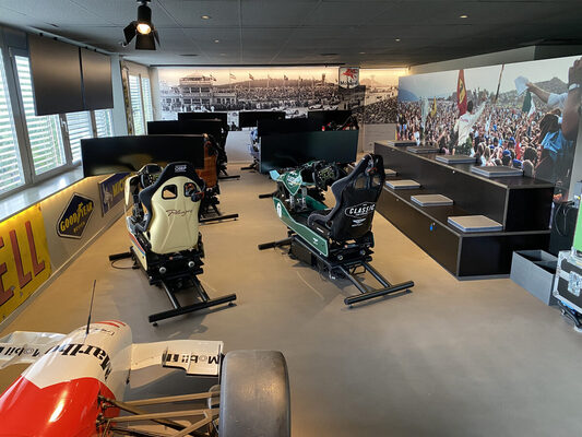 Image: Racing simulators and grandstand - Zurich Grand Prix