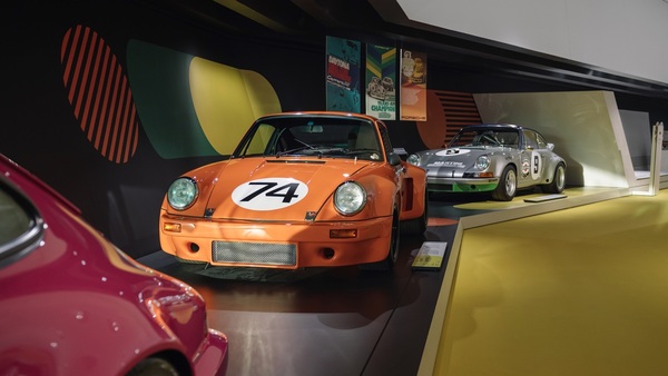 Bild: Rennsportliche Ableitungen vom RS - Sonderschau „Spirit of Carrera RS“ im Porsche Museum Stuttgart