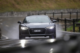 Renntaxi Audi R8 im Anflug - Arosa ClassicCar 2018