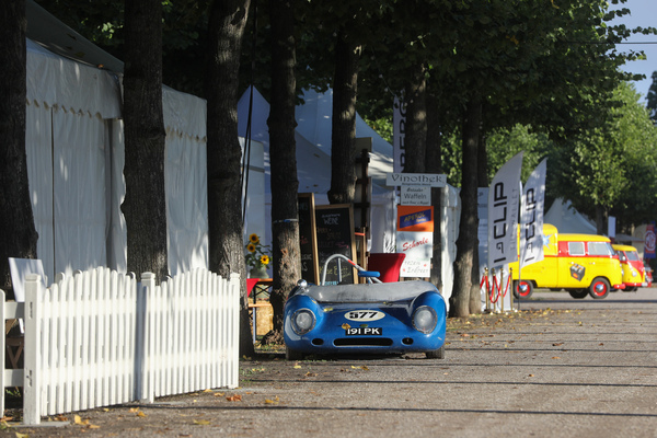 Rennwagen im Frühtau - 21. Classic-Gala Schwetzingen 2025