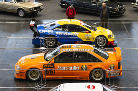 Retro Classics Stuttgart – Opel Omega A Retro Classics Stuttgart – Opel Omega A