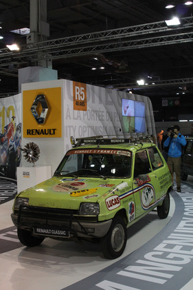 Rétromobile Paris 2012 - Impressionen - 40 Jahren Renault R5 Rétromobile Paris 2012 - Impressionen - 40 Jahren Renault R5