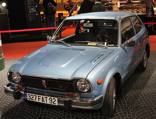 Rétromobile Paris 2012 - Impressionen - 50 Jahre Honda Civic