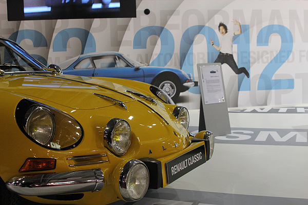 Rétromobile Paris 2012 - Impressionen - Renault feiert 50 Jahre Alpine A 110
