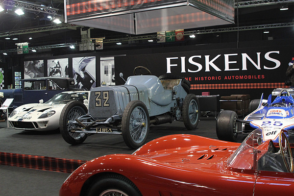Rétromobile Paris 2012 - Impressionen - prächtige Rennwagen bei Fiskens