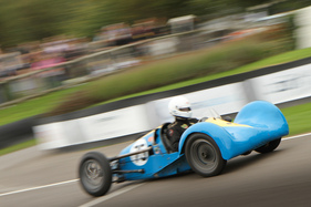 Richard Bishop-Miller fuhr den Revis-JAP 500 aus dem Jahre 1952 bei der Earl of March Trophy - Goodwood Revival 2015