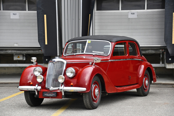 Bild: Riley 1 1/2-Litre RMA Saloon (1949) - als Lot 132 angeboten an der Versteigerung der Oldtimer Galerie in Toffen am 26. März 2022