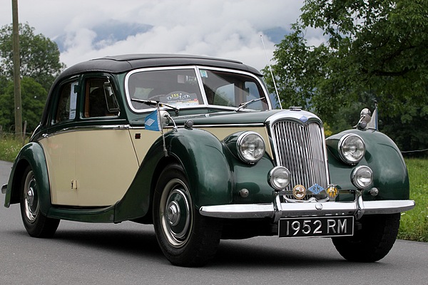 Bild: Riley 2,5 Litre RMF (1952) - Oldtimer in Obwalden OiO 2011