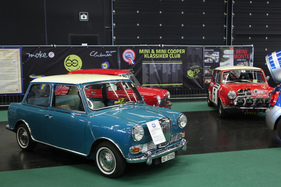 Bild Riley Elf MK III (1968) - 1999 komplett neu aufgebaut, auf dem Mini-Clubstand zur Feier des 60. Geburtstags - Classic Expo Salzburg 2019
