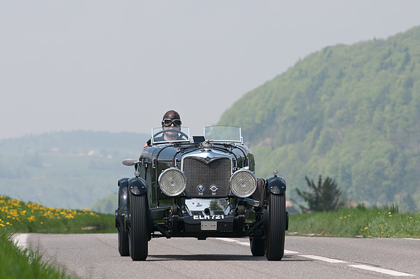 Riley Kestrel Big Four Special (1938) - unterwegs im Vorkriegs-Spezial - Rennbrille empfohlen