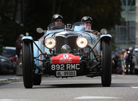 Riley Nine Ulster IMP (1934) - kurz nach dem Start in Basel - RAID Suisse-Paris 2012