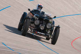 Riley Speed Adelphi (1936) - in der offenen Rennbahn von Oerlikon - Indianapolis in Oerlikon 2012