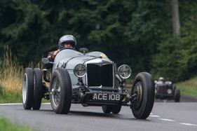 Riley Two Seater Sport (1934) - im Feld 1 (Tourenwagen und Vorkriegsfahrzeuge) an der Bergprüfung Altbüron 2015