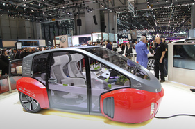 Rinspeed Oasis (2017) - und Frank Rinderknecht hat jede Menge zu erzählen dazu - Genfer Autosalon 2017