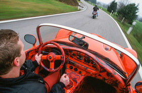 Rinspeed SC-R (1995) - die Hand am Fünfganggetriebe