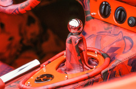 Rinspeed SC-R (1995) - verchromter Schaltknopf