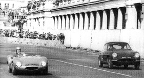 Rochdale Olympic (1961) - Seite an Seite mit einer Ginetta G4 bei den Brighton Speed Trials von 1963
