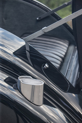 Rolls-Royce 25/30 HP (1936) - hierauf soll der Fuss gesetzt werden beim Besteigen des Schwiegermuttersitzes