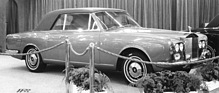 Rolls-Royce Corniche (1973) - mit 132'000 Franken das teuerste Ausstellungsobjekt des Salons - am Genfer Automobilsalon von 1973