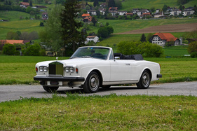Rolls-Royce Corniche Convertible (1981) — offered at the Oldtimer Galerie auction in Gstaad in 2026