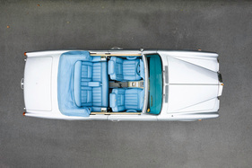 Rolls-Royce Corniche Custom Convertible (1975) - als Lot 101 am Bonhams "The Bond Steet Sale" 2024