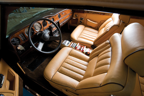Rolls-Royce Corniche Drophead Coupe Mulliner Park Ward (1978) - als Lot 110 an der RM Auction Motor City vom 26. Juli 2014