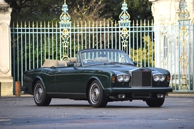 Rolls Royce Corniche II (1979) - als Lot 146 angeboten an der Versteigerung von Artcurial an der Rétromobile Paris am 7. Februar 2020