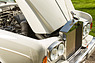 Rolls-Royce Corniche II (1988) - die Motorhaube öffnet nach vorne (© Daniel Reinhard, 2022) Rolls-Royce Corniche II (1988) - die Motorhaube öffnet nach vorne (© Daniel Reinhard, 2022)