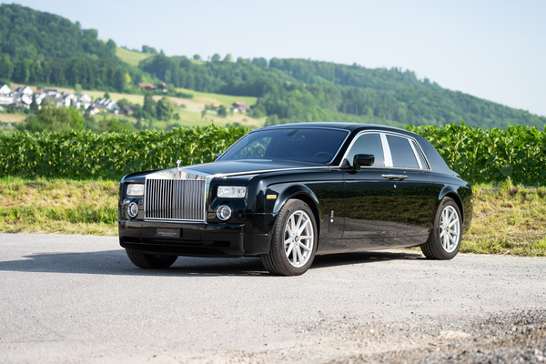 Image: Rolls-Royce Phantom (2003) - as lot 46 at the "Classic Cars & Motorcycles" auction of the Oldtimer Gallery in Toffen on October 18, 2025