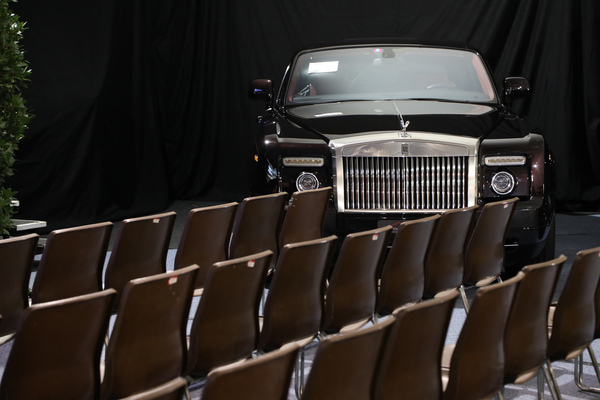 Rolls-Royce Phantom Coupé (2009) - als Lot 140 an der Versteigerung der Oldtimer Galerie in Gstaad am 29. Dezember 2022